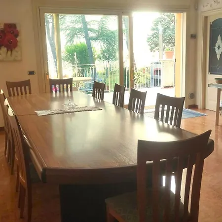 Bed & Breakfast Parco Dei Gelsomini 3*