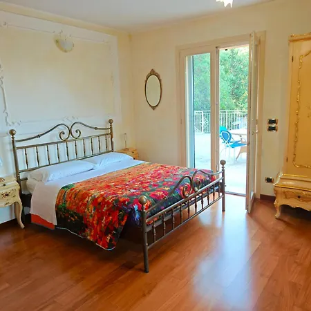 Parco Dei Gelsomini Bed & Breakfast